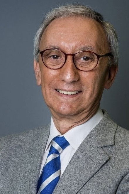 et billede af Júlio Isidro