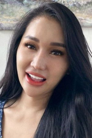 et billede af Lucinta Luna