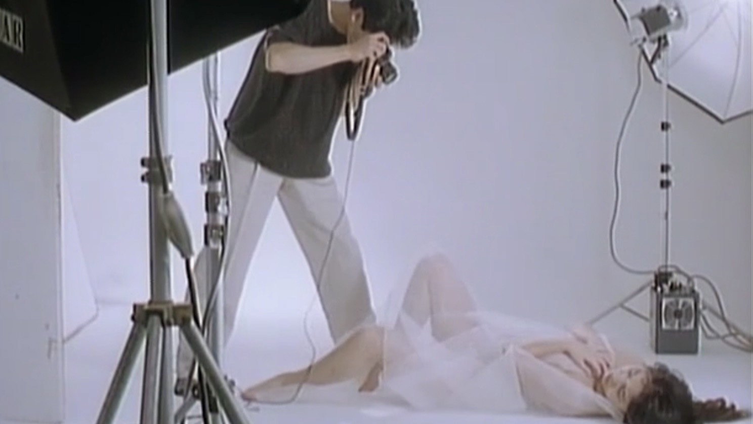 Chikan Densha: Abunai Futomomo