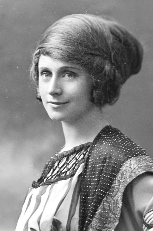 et billede af Doris Nelson