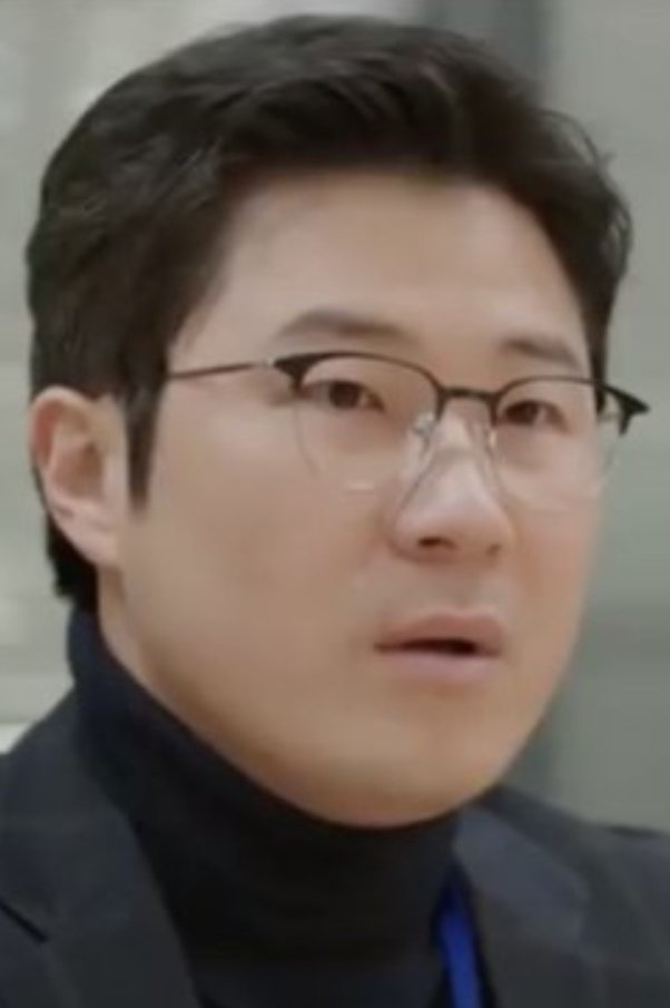 et billede af Ha Kyoung-min