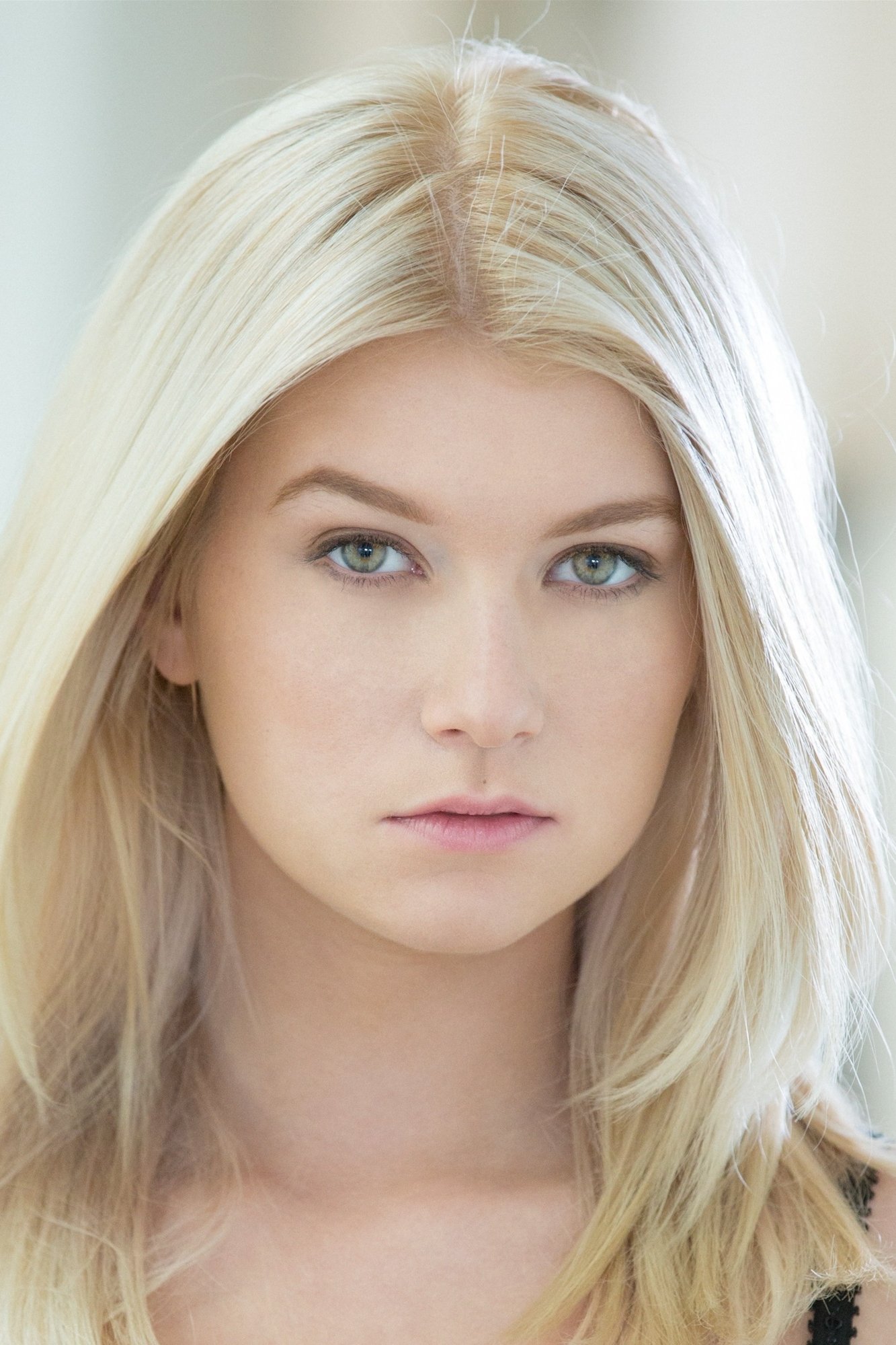 Arya Fae - Profile Images — The Movie Database (TMDB)