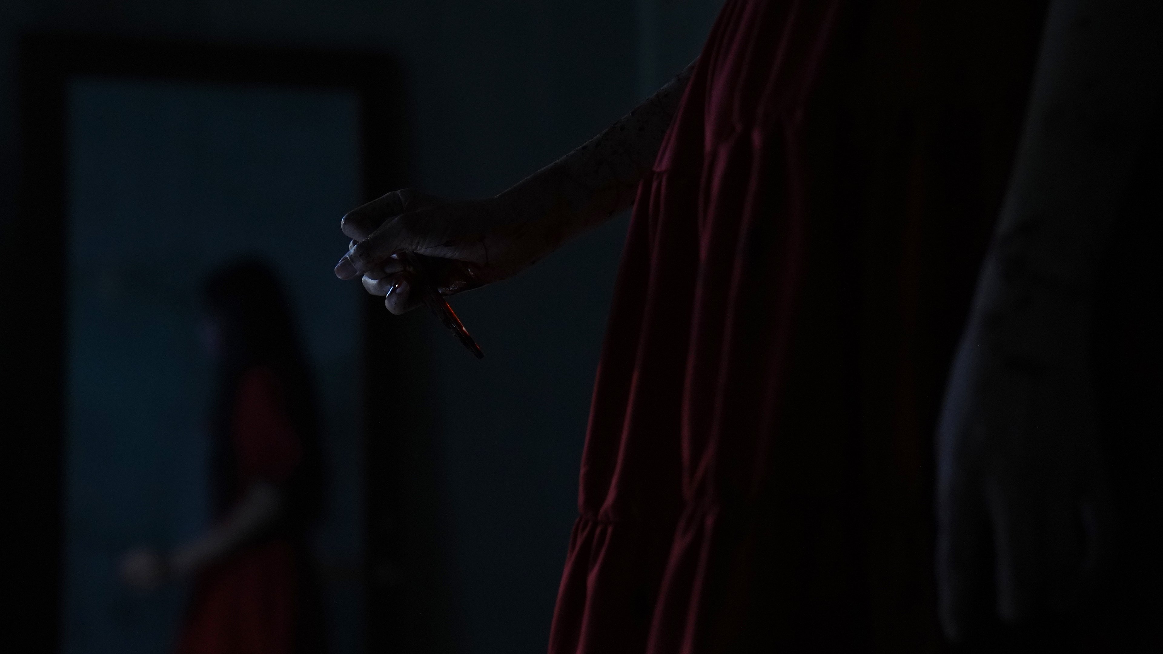 00:00: Urban Strange Story ()