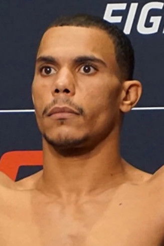 et billede af Journey Newson