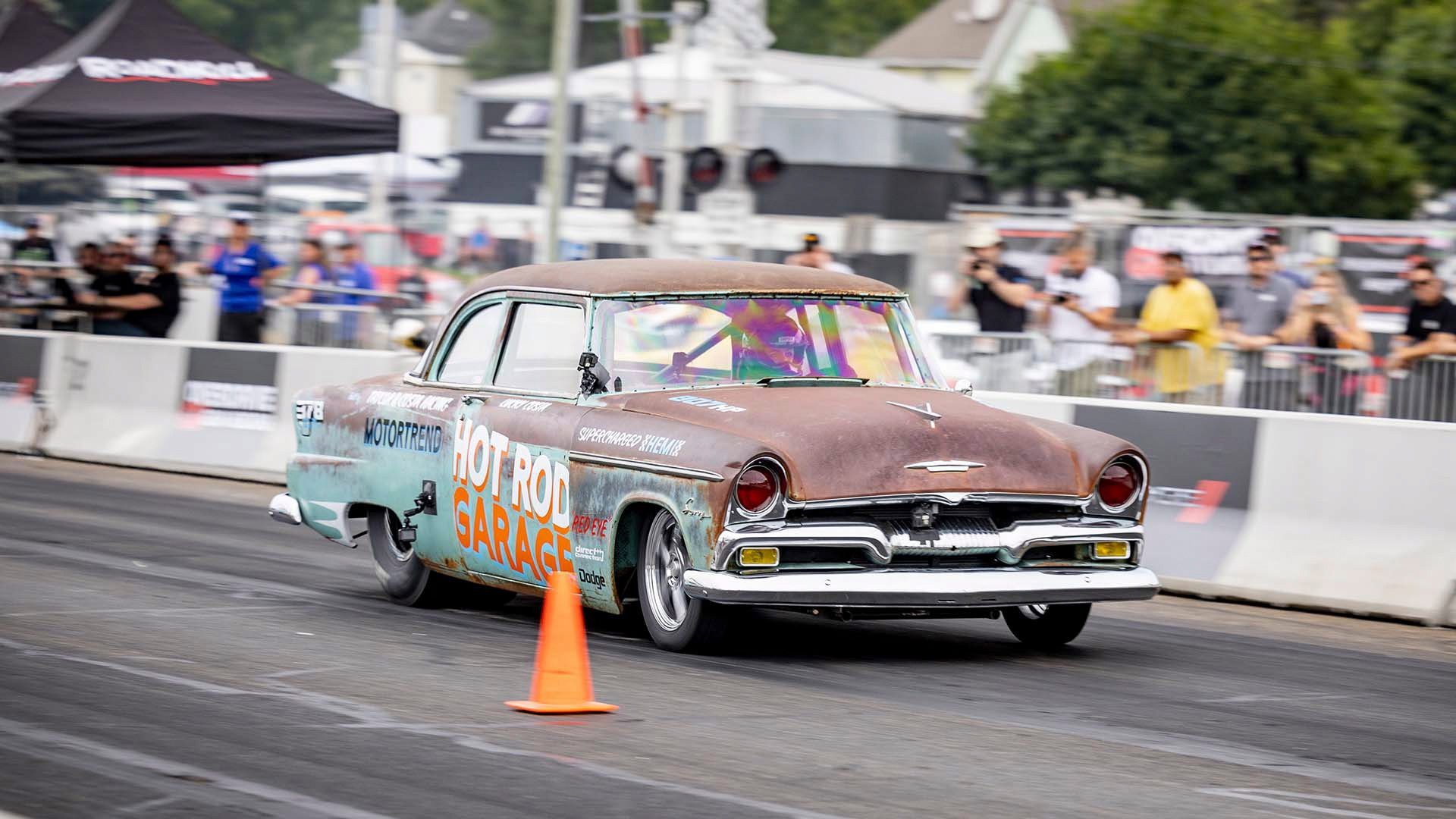 Hot Rod Garage S10E07 backdrop