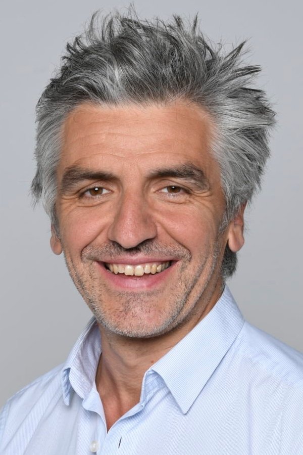 Médéric Albouy backdrop