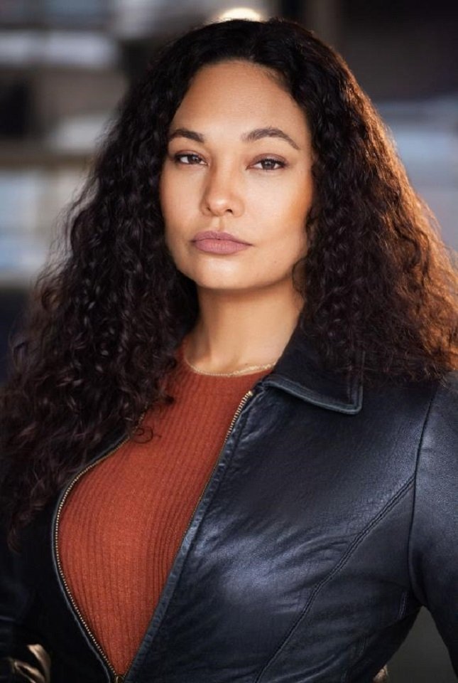 Janelle Marie's picture in the cast