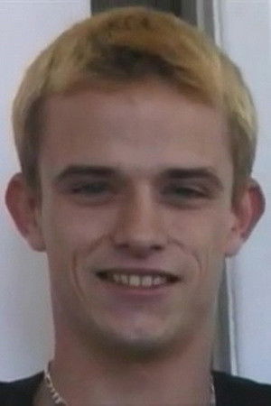 et billede af Dewy Martin