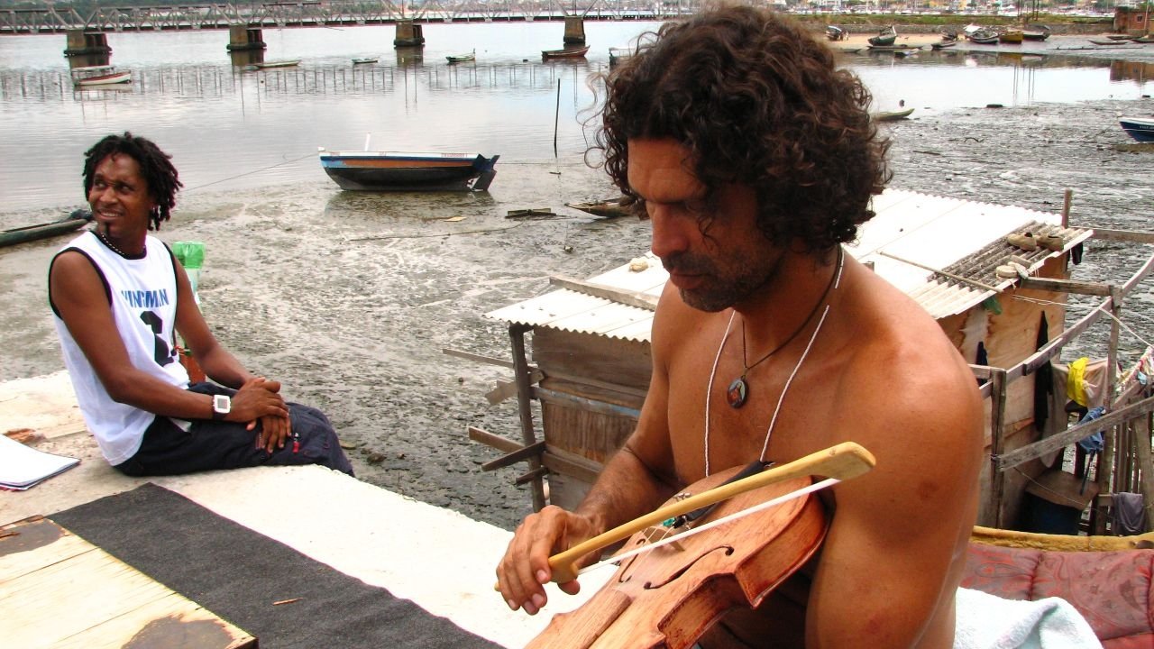 Estranhos (2010)