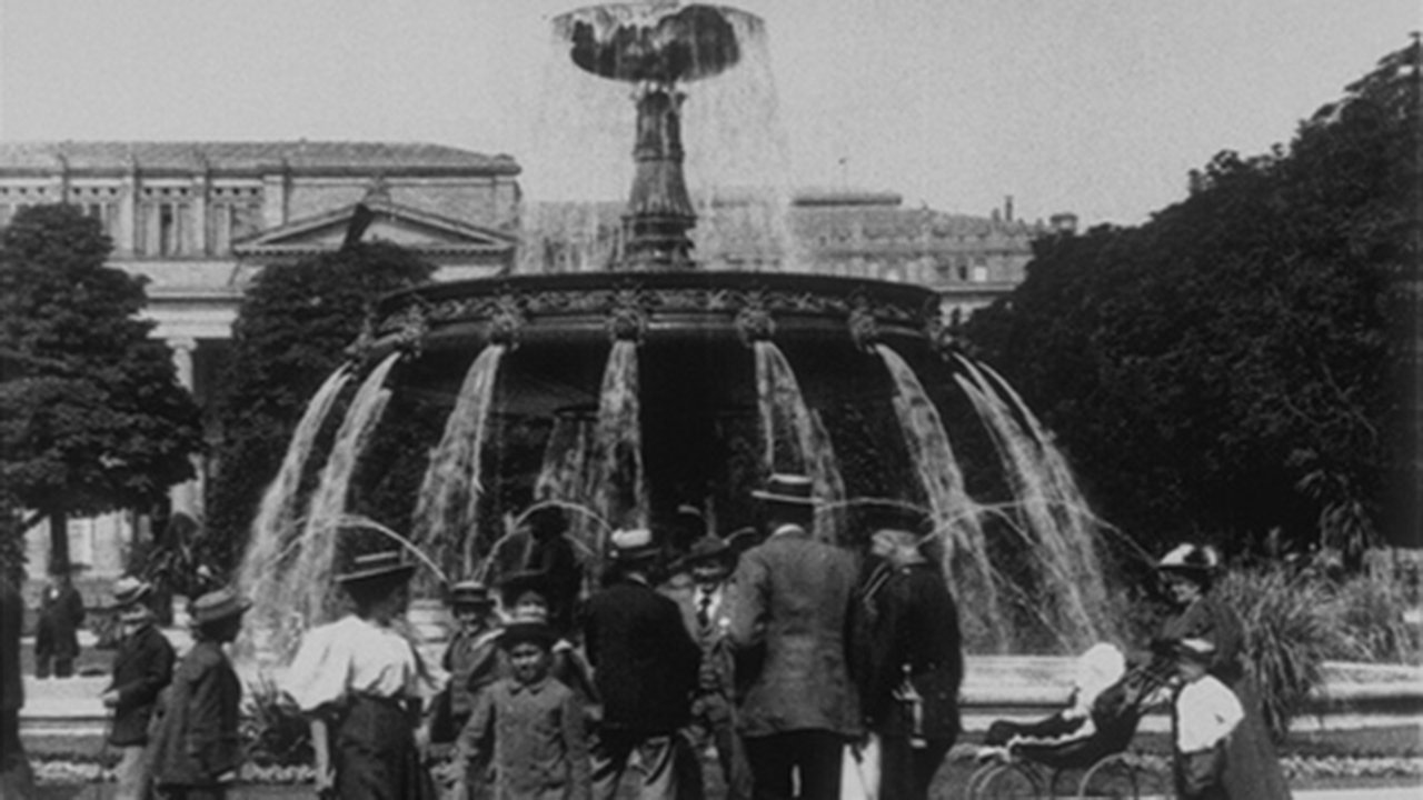 Imagem do Filme Fontaine sur le Schlossplatz