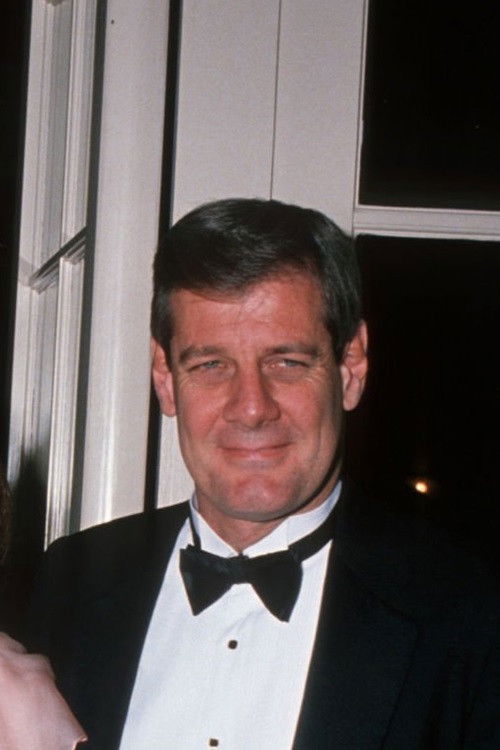 et billede af Christopher Lewis