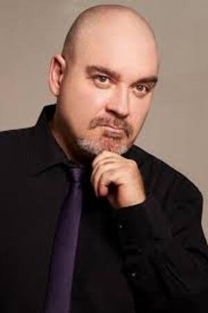 et billede af David Salinas