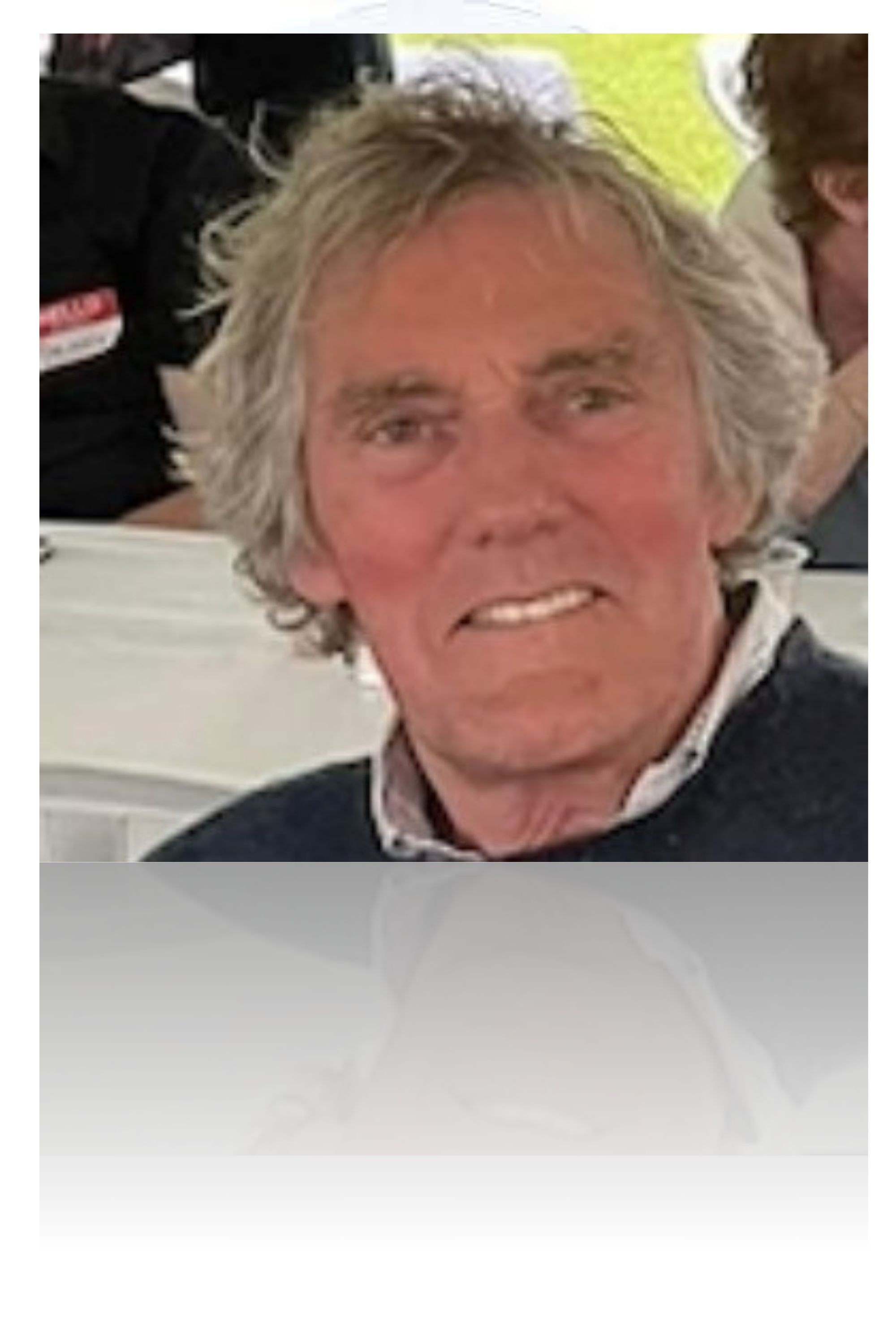 et billede af Aaron Kim Johnston