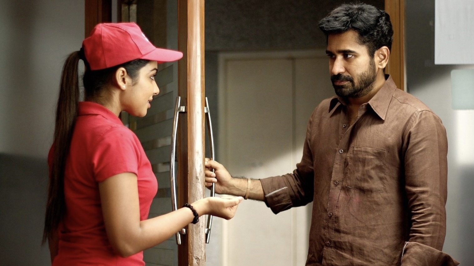 Pichaikkaran (2016)