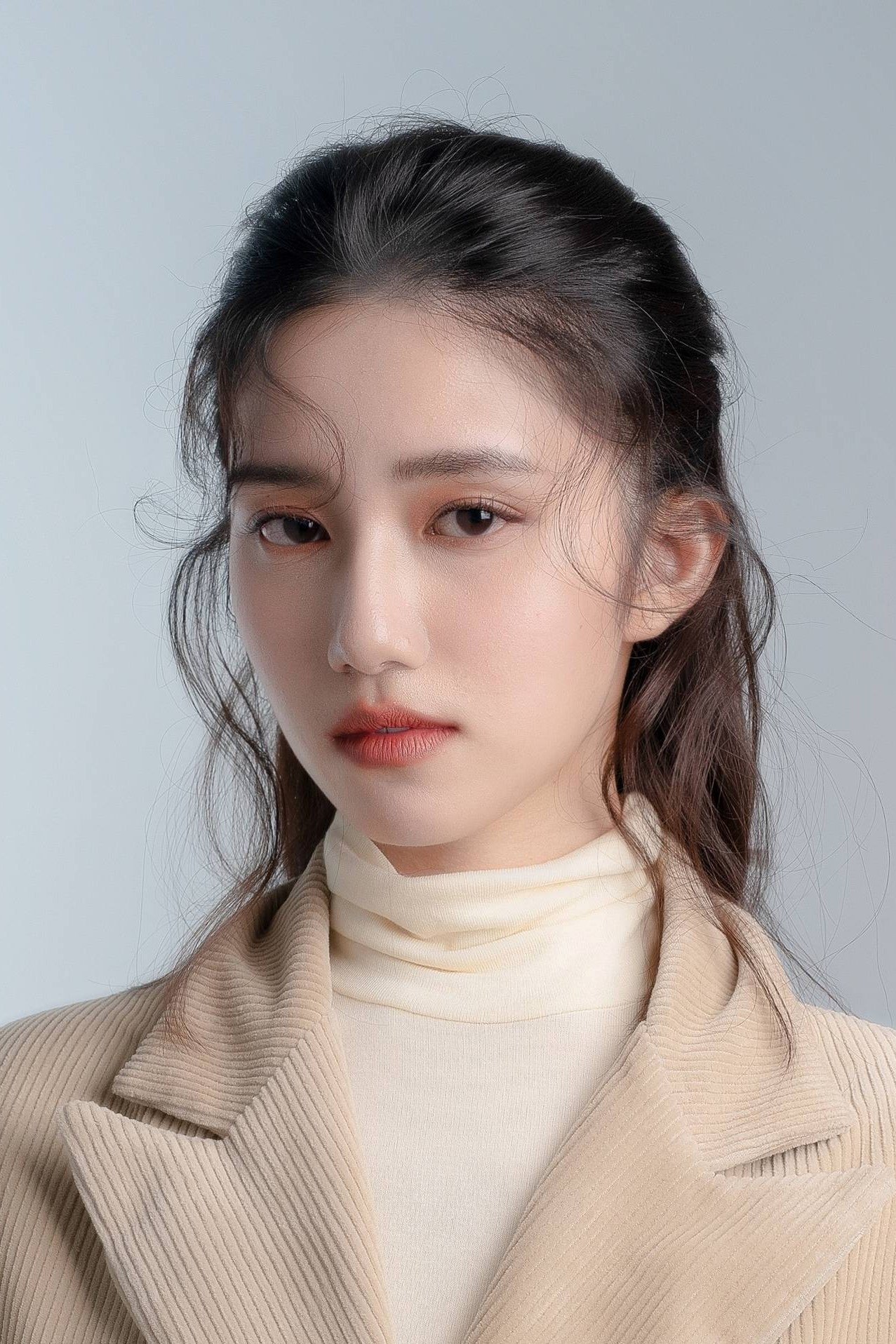 Lilian Zhang's picture in the cast