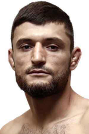 et billede af Davlatmand Chuponov