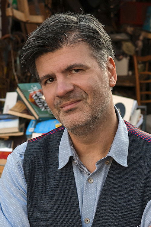 et billede af Foivos Delivorias