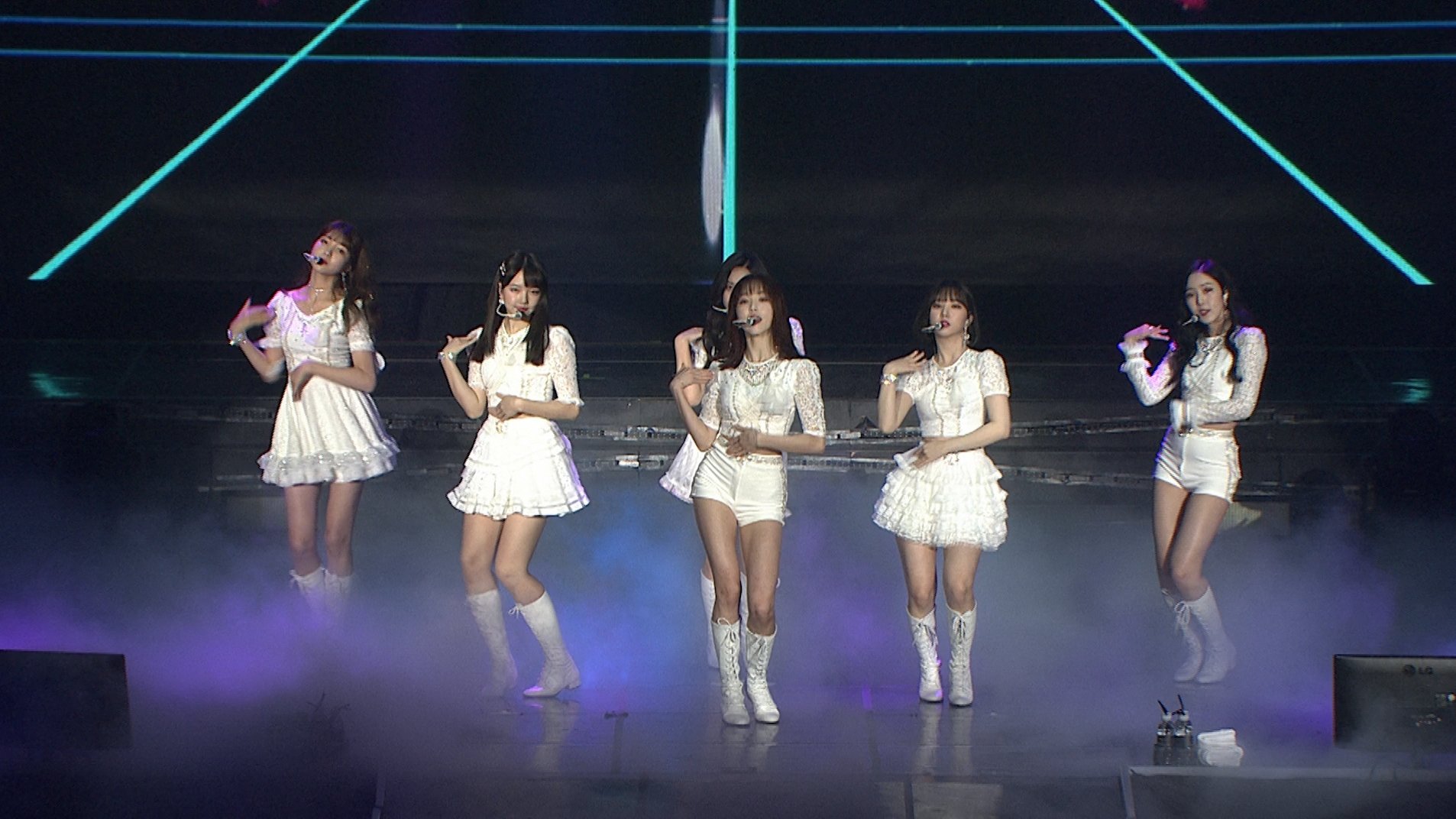 2018 GFRIEND FIRST CONCERT 'Season of GFRIEND' ENCORE (2019)