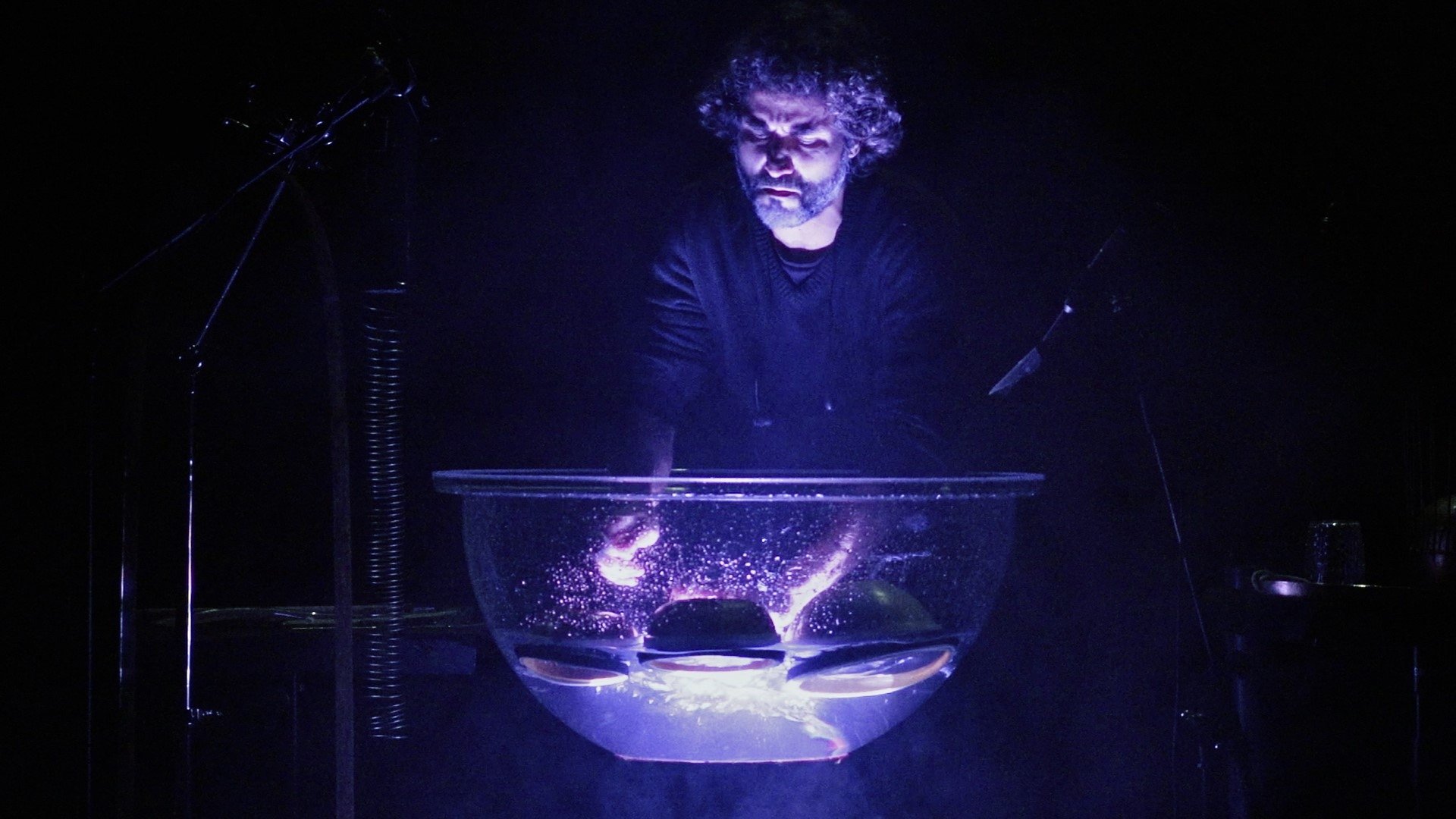 Imagem do Filme Sur la Stre Nuro - Na Corda Bamba: Diálogos Sobre o Experimentalismo Sonoro em Portugal