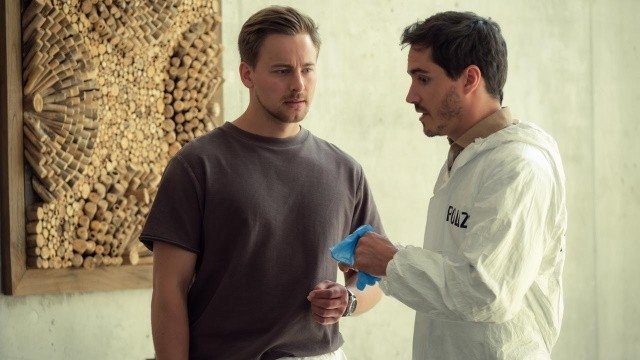 Episode 9