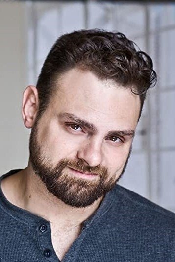 Luis Fernandes's picture in the cast