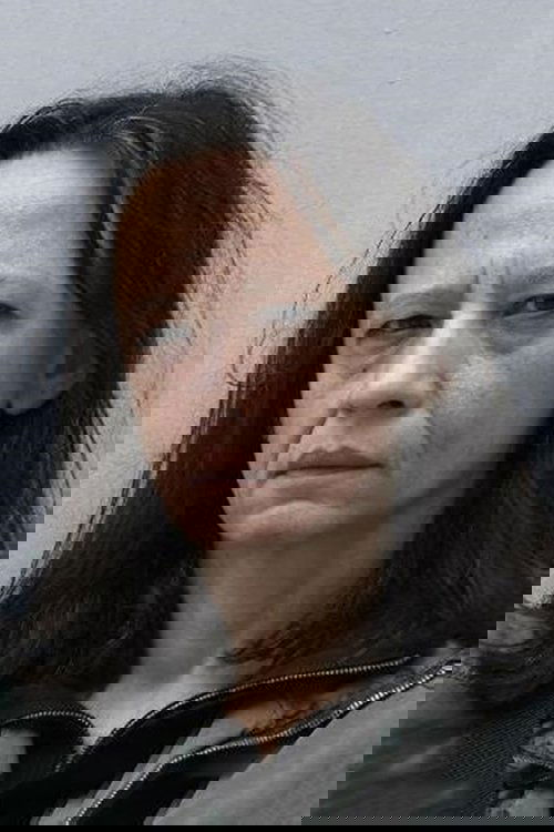 et billede af Angela Brouskou