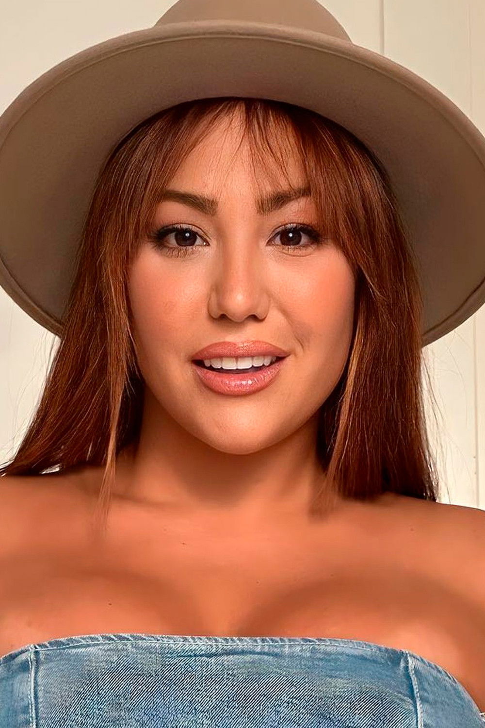 Patricia Steisy backdrop