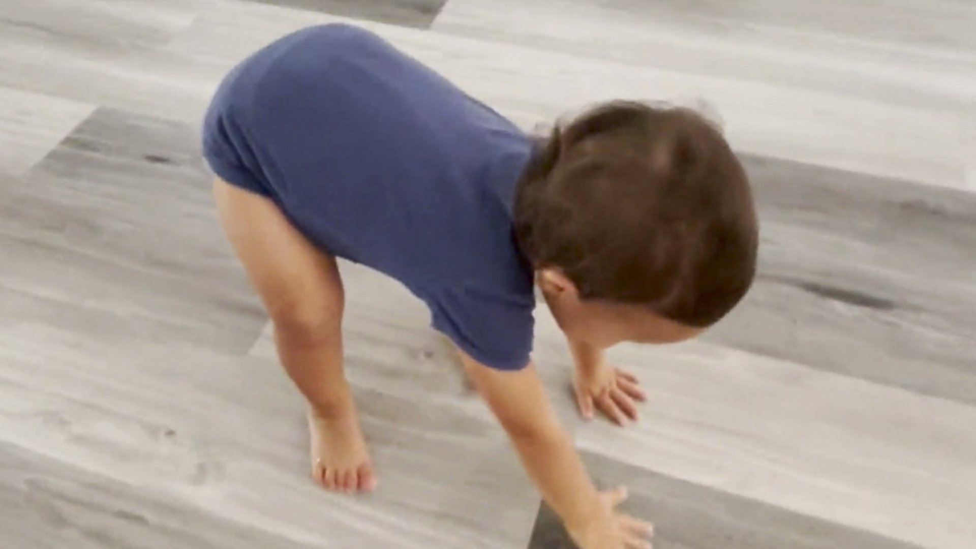 Thumbnail for Look Who's Walking Season 1 Episode 2