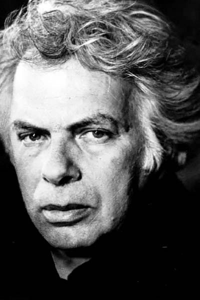 et billede af Nikos Koundouros