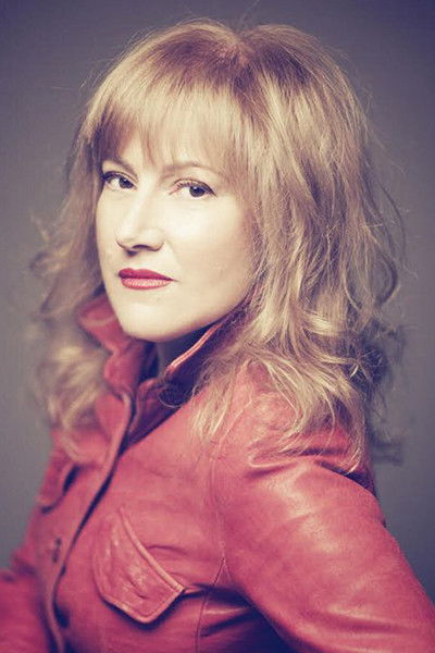 et billede af Elly Paspala