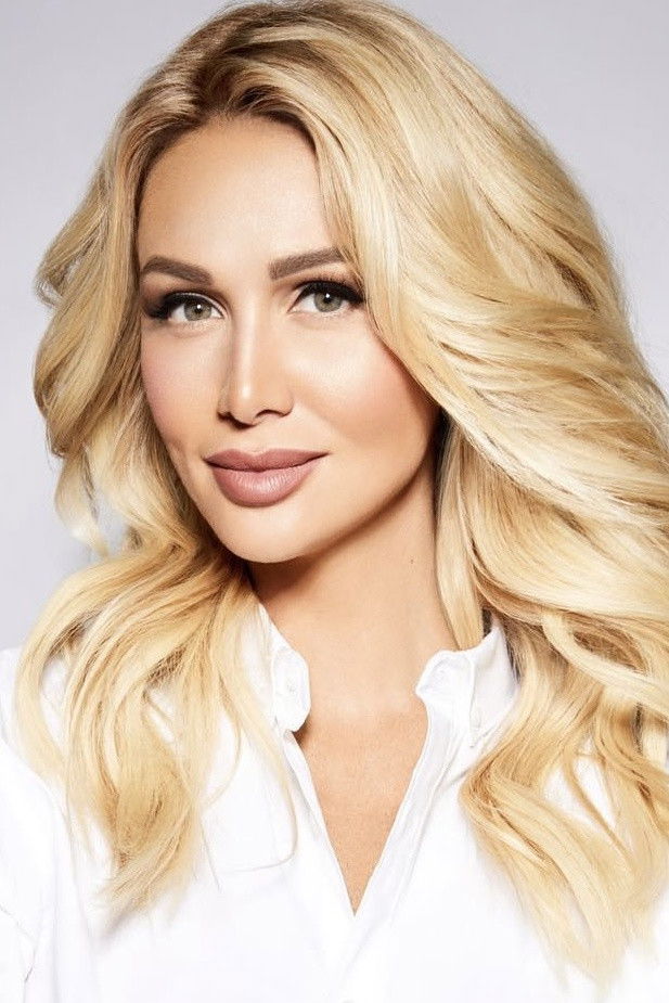 et billede af Виктория Лопырёва