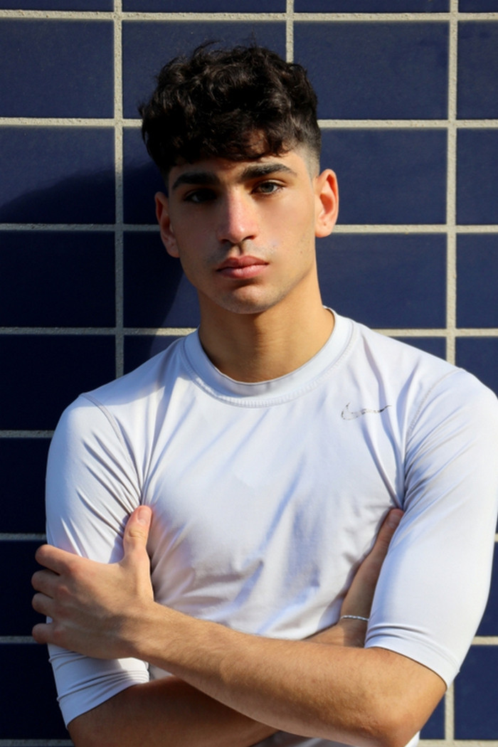 et billede af Adam Hafsia