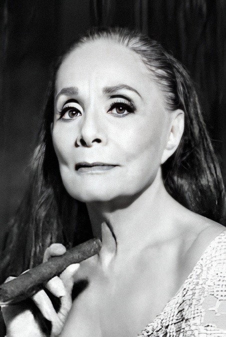 Pilar Pellicer