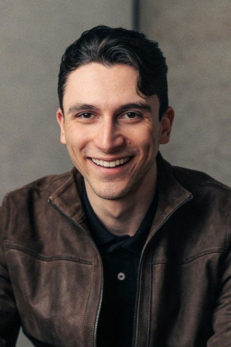 et billede af Samuel Deghkhadirian