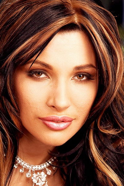 et billede af Kendra Jade Rossi