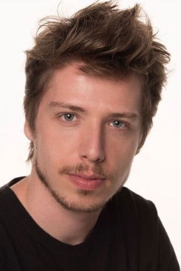 et billede af Jefferson Schroeder