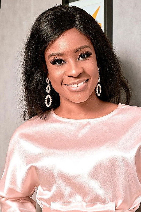 et billede af Oyama Laura