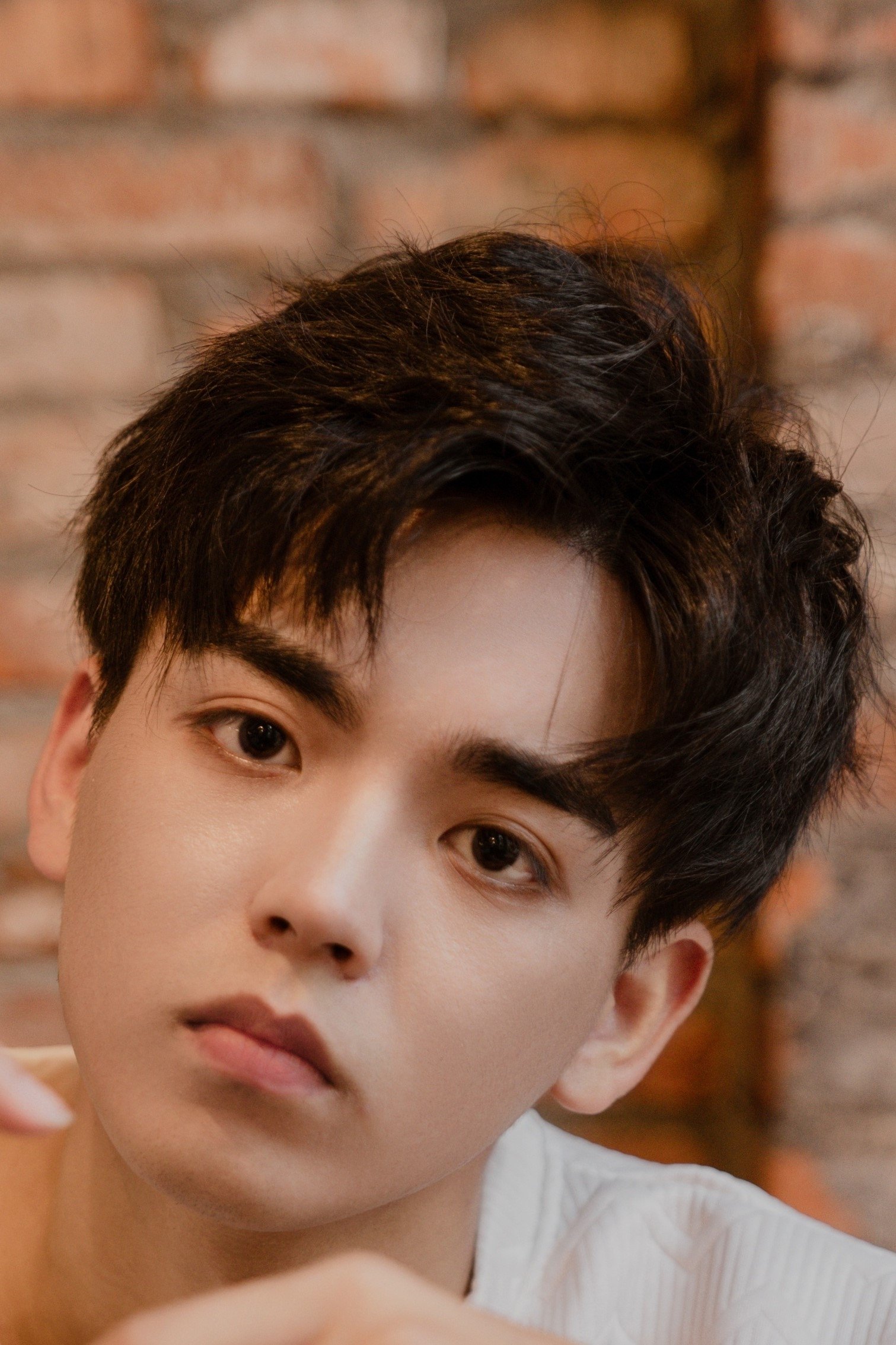 Sun Zhongyang's picture in the cast