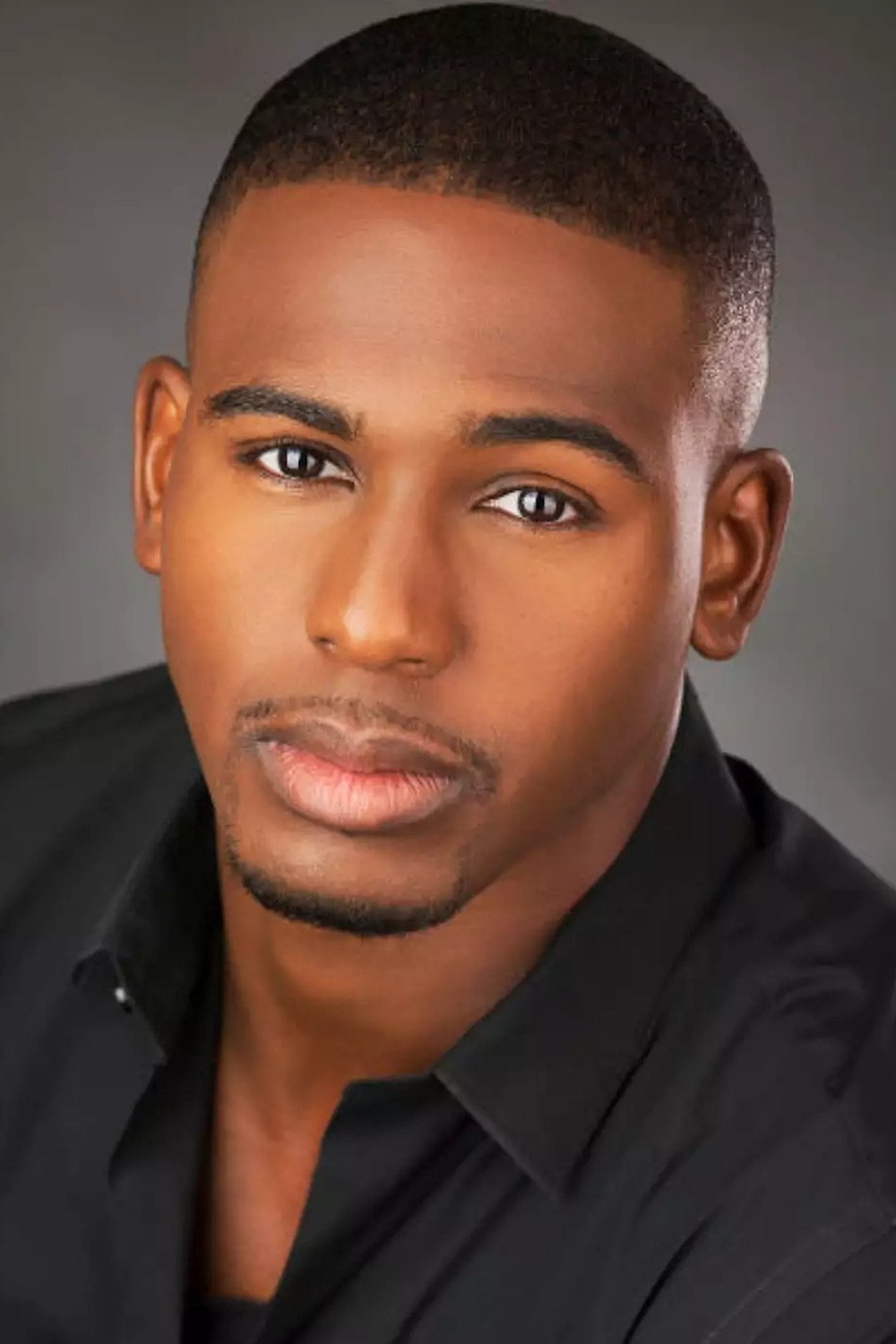 et billede af Vaughn W. Hebron