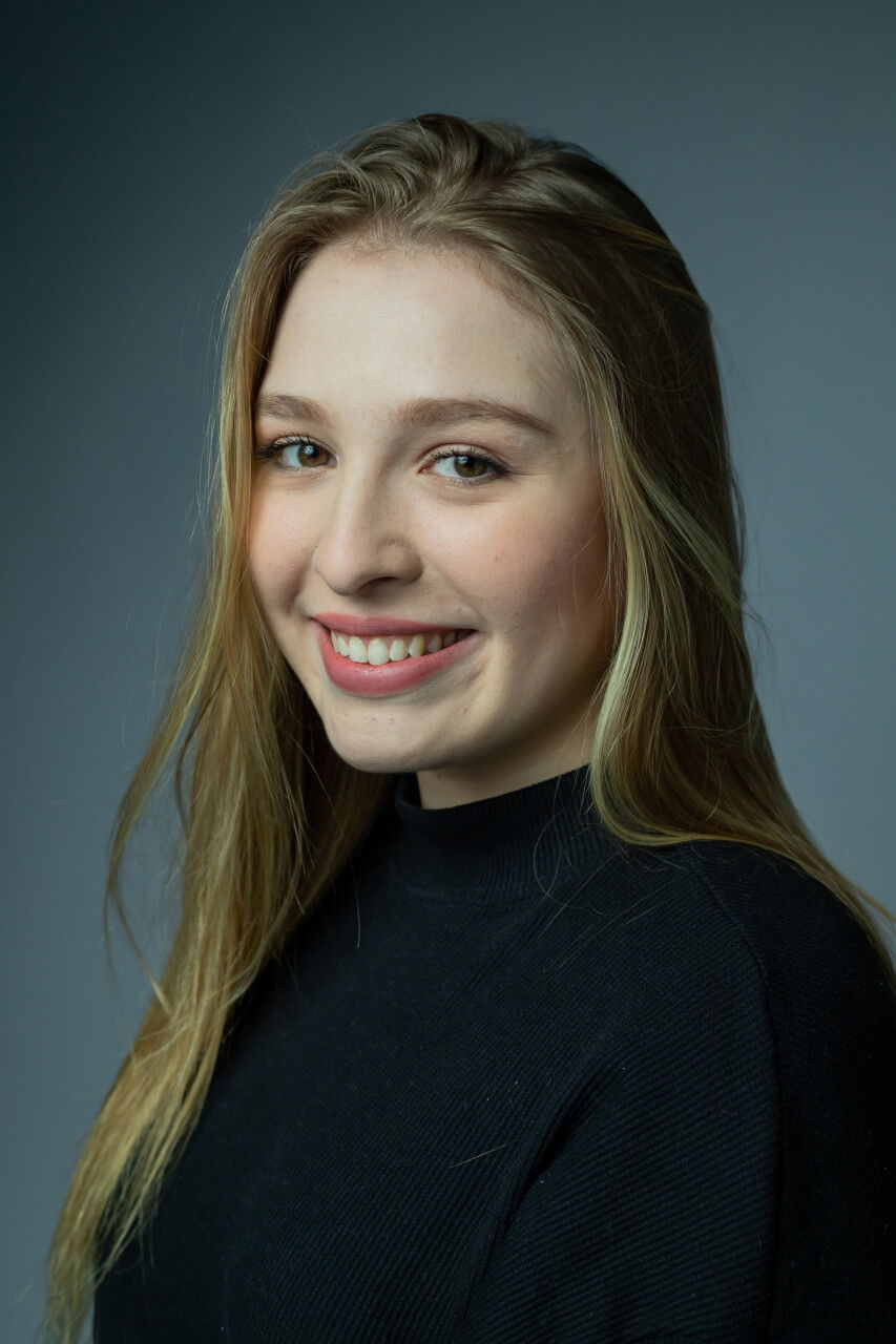 et billede af Bárbara Cembranel