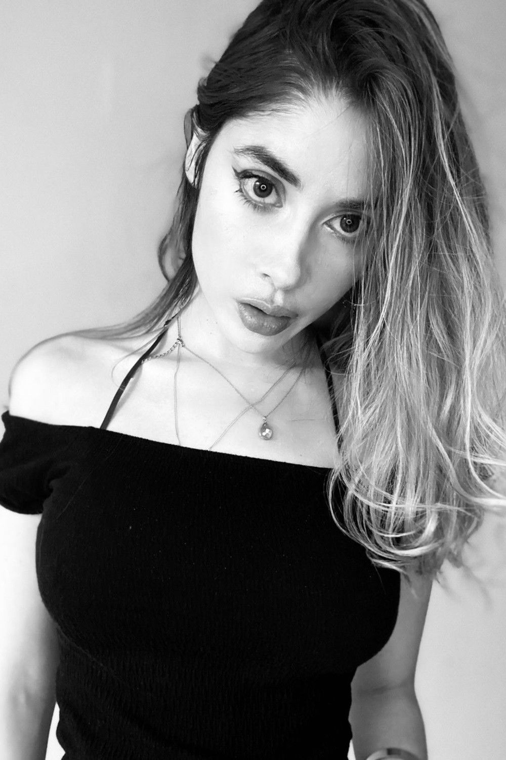 et billede af Grecia Monroc