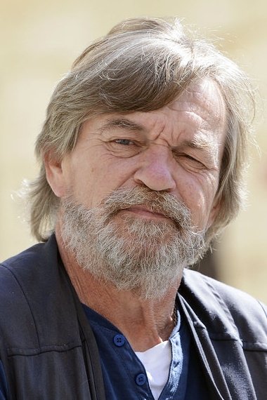 et billede af Roman Skamene