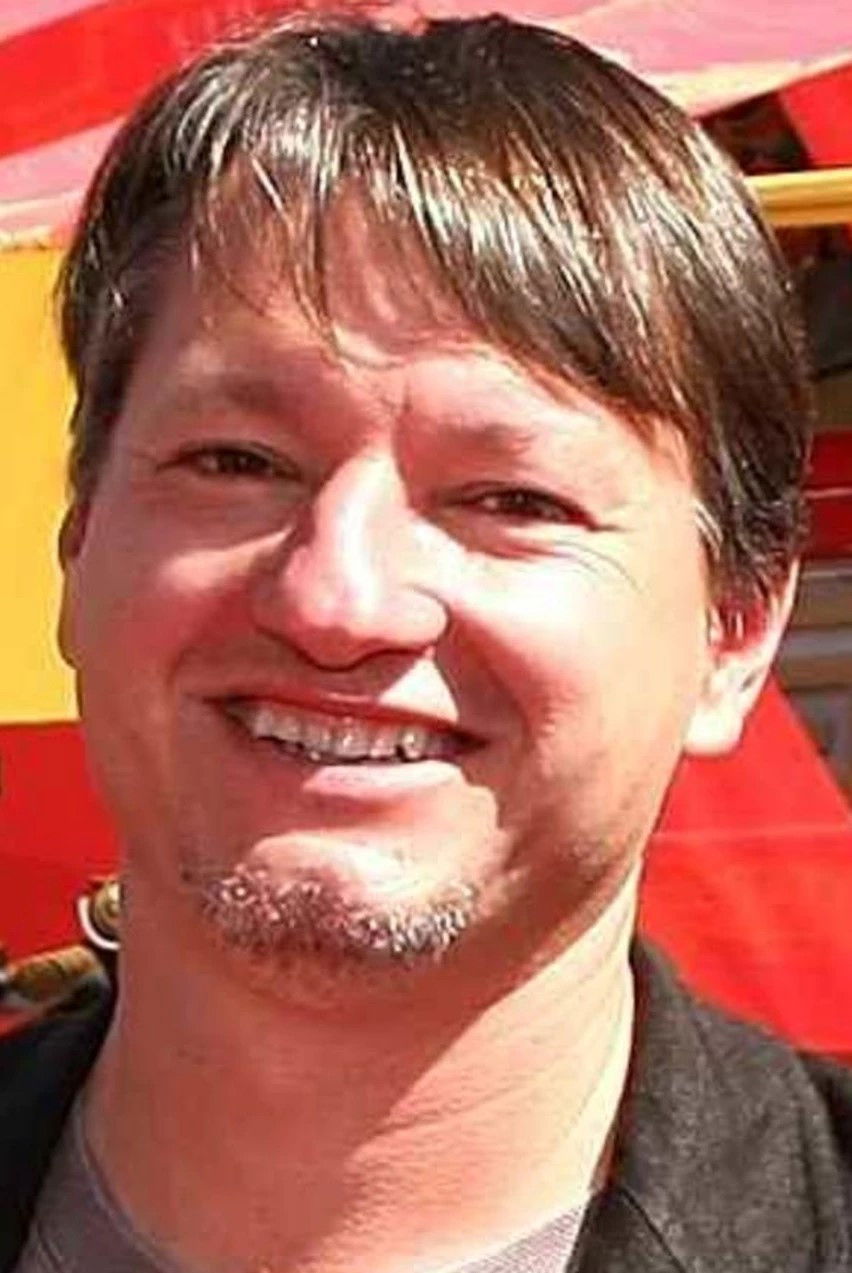 et billede af Cyrus Voris