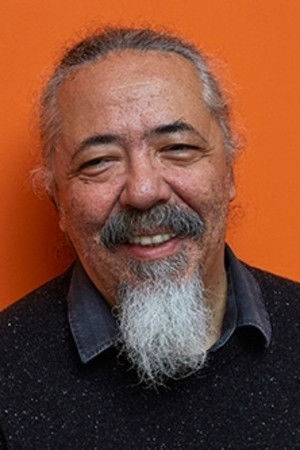 et billede af Ömer Ahunbay