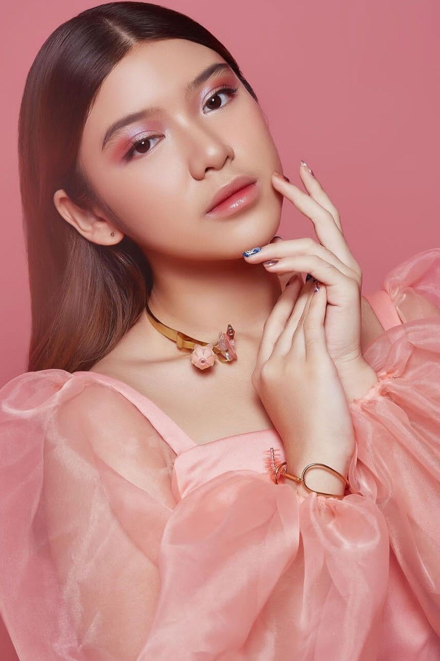 et billede af Tiara Andini