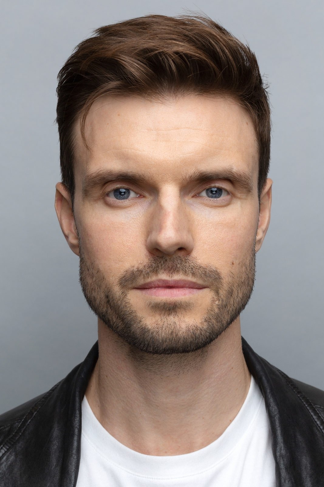 et billede af Oleg Sukhoverov