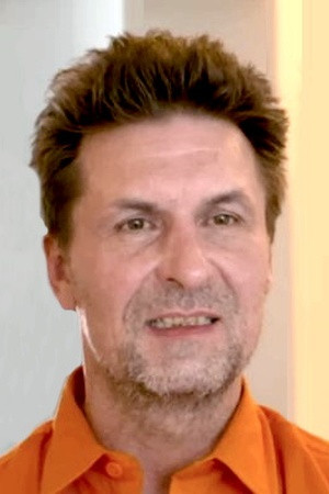 et billede af Ecki Hard