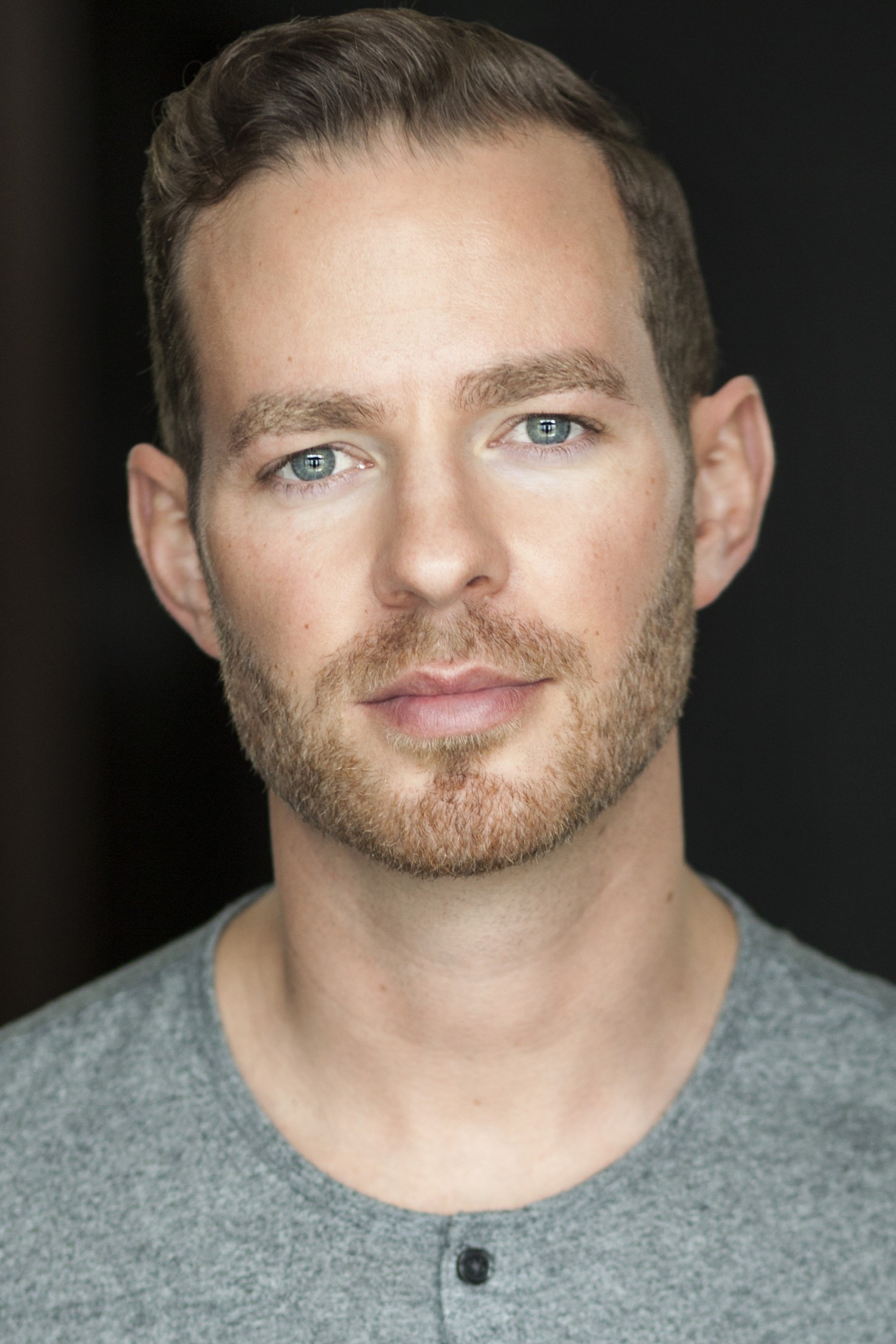 et billede af Matthew Sears