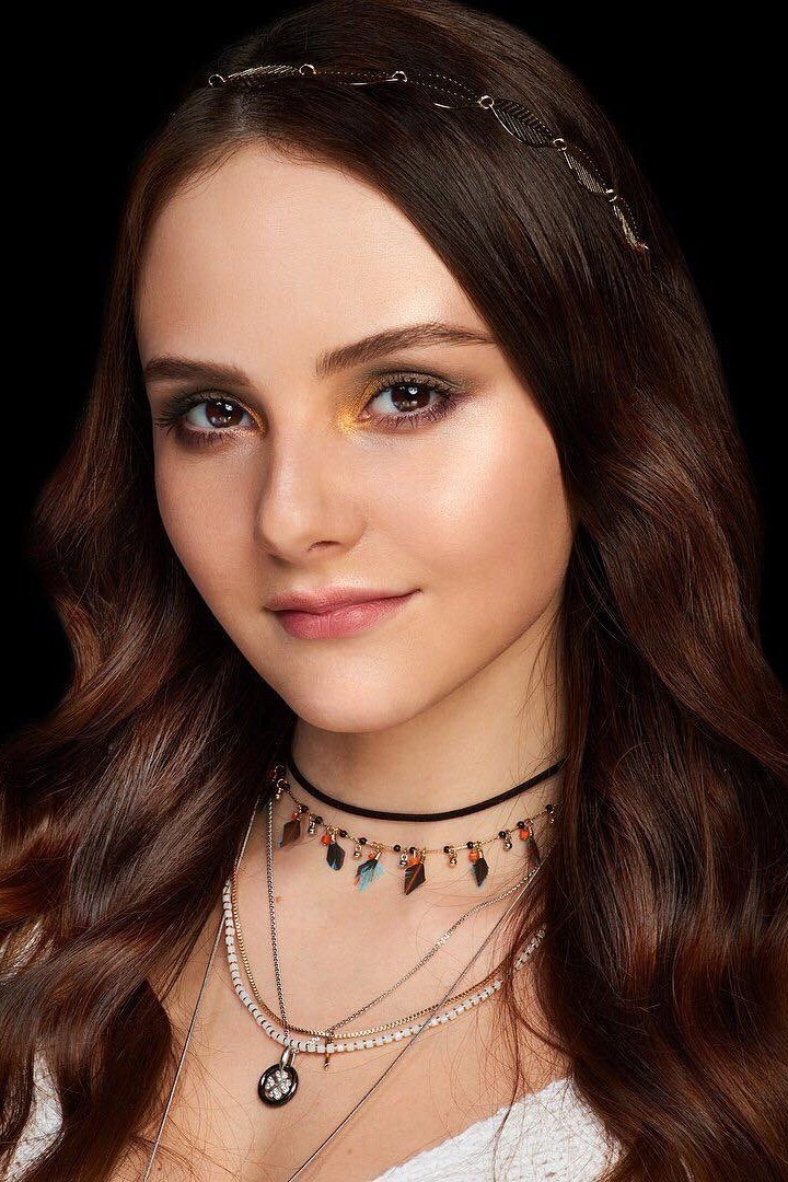 Nyuta's picture in the cast