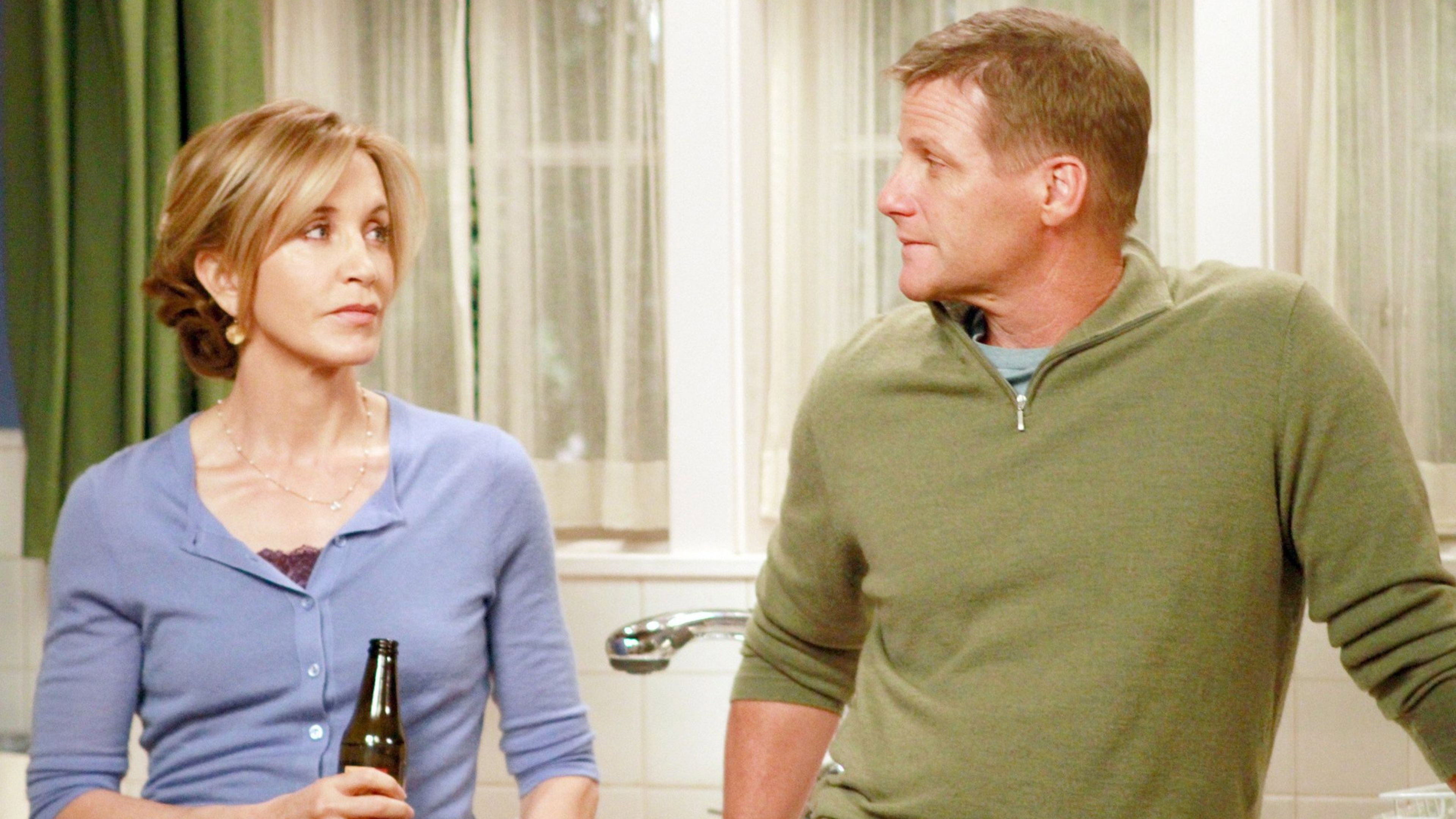 Desperate Housewives Season 8 :Episode 10  What's to Discuss, Old Friend?